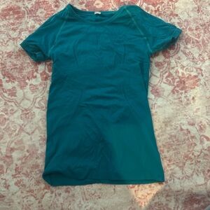 lululemon athletica Teal Short Sleeve Top